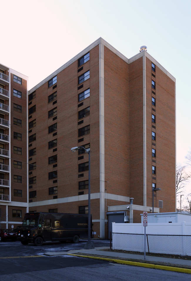 Hadley Park Towers in Nashville, TN - Building Photo - Building Photo