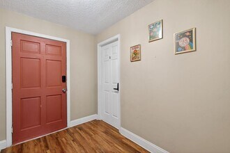 1781 Coral Point Dr in Cape Coral, FL - Building Photo - Building Photo