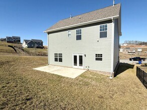 100 Songberry St in Oak Ridge, TN - Building Photo - Building Photo