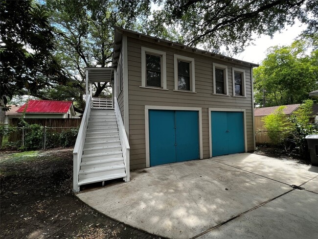 property at 4309 Coyle St