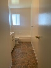 5913 Akers Rd in Bakersfield, CA - Building Photo - Building Photo