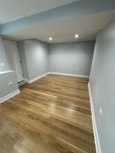 2046 W Moffat St in Chicago, IL - Building Photo - Building Photo