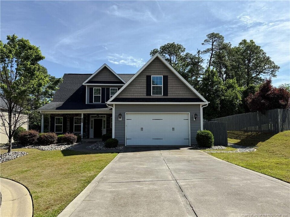 3262 Nottinghill Rd in Fayetteville, NC - Building Photo