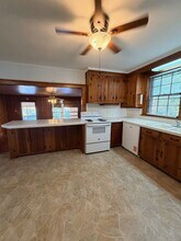 332 Pinelake Dr in Ninety Six, SC - Building Photo - Building Photo