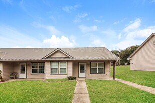 756 Rocky Rdg in Gainesville, TX - Building Photo