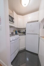 1432 2nd Ave in New York, NY - Building Photo - Building Photo