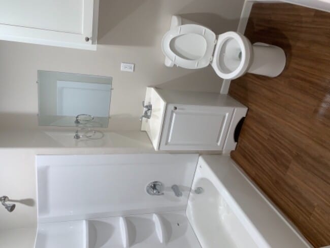 906 Magnusson Ave in Palacios, TX - Building Photo - Building Photo