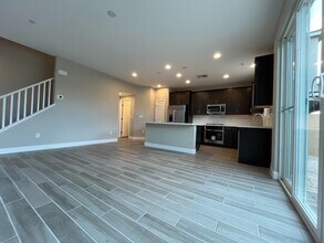 6575 Dove Pt Pl in Las Vegas, NV - Building Photo - Building Photo