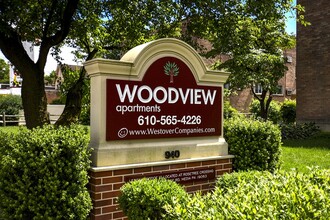 Woodview Apartments in Media, PA - Foto de edificio - Building Photo