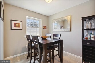 2319 Pond View Dr in West Chester, PA - Building Photo - Building Photo