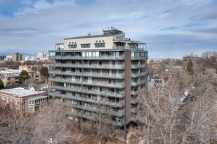 Park Regency in Denver, CO - Building Photo