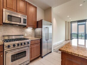 3100 W 7th St in Fort Worth, TX - Building Photo - Building Photo