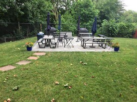 152 N Broadway in White Plains, NY - Building Photo