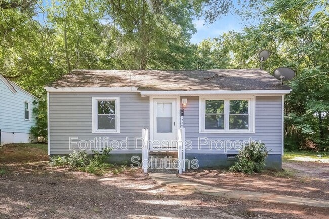 property at 1430 Marne St