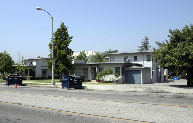 975 S Marengo Ave in Pasadena, CA - Building Photo - Building Photo