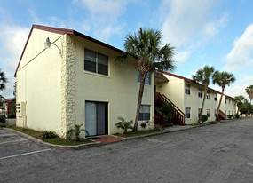 Spanish Oaks Apartments