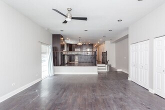 700 N Noble St in Chicago, IL - Building Photo - Building Photo