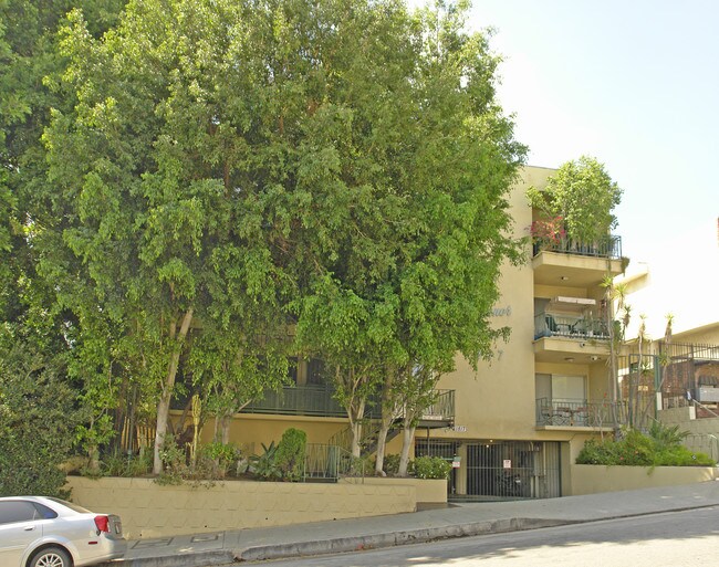 Peer Manor in Los Angeles, CA - Building Photo - Building Photo