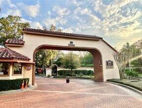 1255 Lake Willisara Cir in Orlando, FL - Building Photo - Building Photo