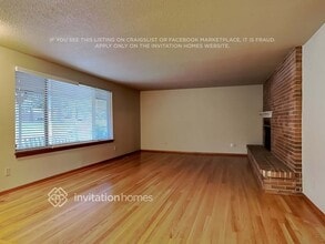 617 S 301st St in Federal Way, WA - Foto de edificio - Building Photo