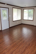 7 S Main St in Harrison Township, NJ - Building Photo - Building Photo