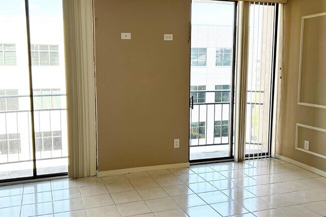 property at 1122 Colorado St