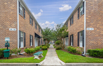 Timuquana Village in Jacksonville, FL - Building Photo - Building Photo