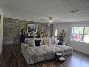 8163 Winter St in Brooksville, FL - Building Photo - Building Photo