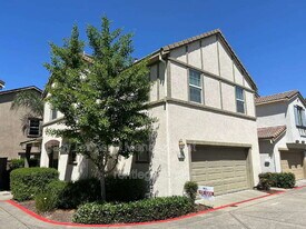 1208 Impressionist Loop in Roseville, CA - Building Photo
