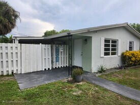 5940 NW 13th St in Sunrise, FL - Building Photo