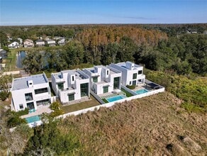 7608 Antilla St in Tampa, FL - Building Photo - Building Photo