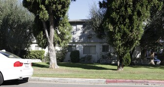 10653 Moorpark St Apartamentos