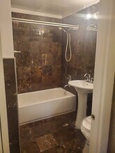 624 Hyde Park Ave in Boston, MA - Building Photo - Building Photo