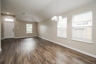 2439 Sandy Fields Ln in Spring, TX - Building Photo