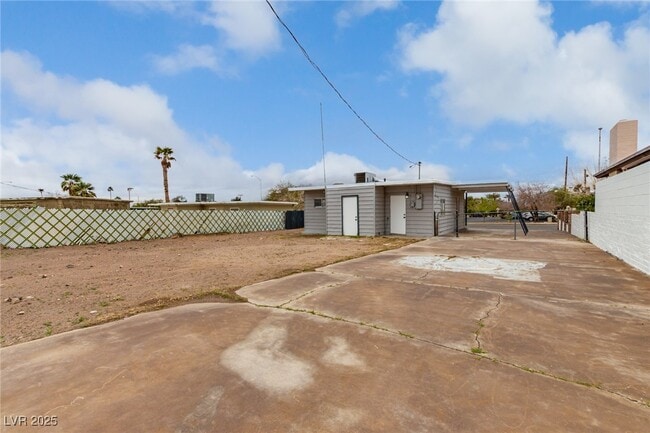 property at 14 Nevada Way