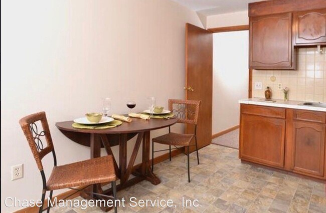 1139 Thorndike St in Palmer, MA - Building Photo - Building Photo