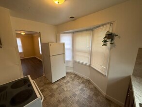 18792 Kenosha St in Harper Woods, MI - Building Photo - Building Photo