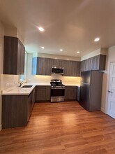 2264 Bryant St-Unit -2262 in San Francisco, CA - Building Photo - Building Photo