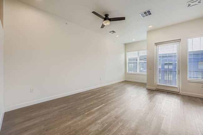 Avian Apartments in Colorado Springs, CO - Building Photo - Building Photo