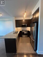 10 Bloorview Pl in Toronto, ON - Building Photo - Building Photo