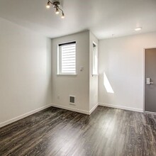 Wheel House Lofts in Portland, OR - Foto de edificio - Building Photo