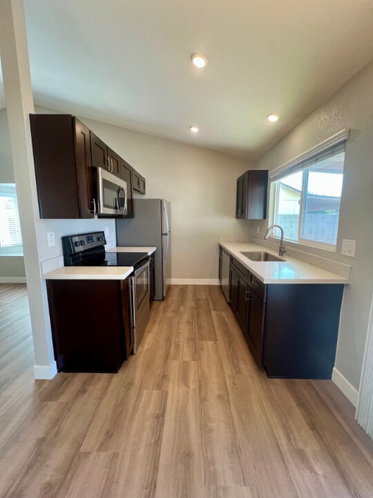 2856 E Impala Ave in Mesa, AZ - Building Photo