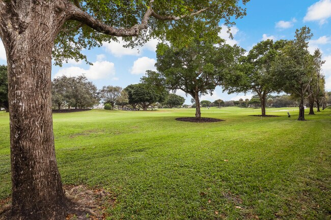 property at 11570 Briarwood Cir