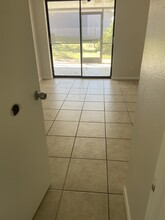 7510 Love Rd, Unit 7510 in Ft. Myers, FL - Foto de edificio - Building Photo