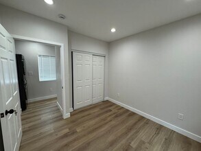 10404 Fortrose Ct in Whittier, CA - Building Photo - Building Photo