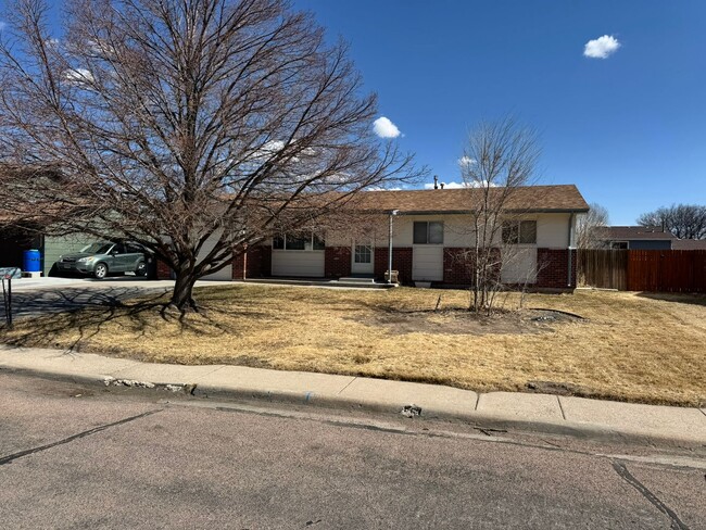 4415 Boysen Ave in Cheyenne, WY - Foto de edificio - Building Photo