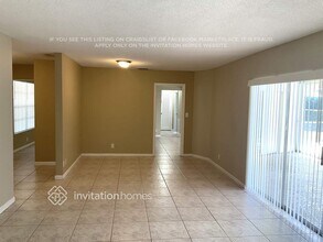 4030 NW 103rd Dr in Coral Springs, FL - Foto de edificio - Building Photo