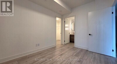 1285 Queen St E in Toronto, ON - Building Photo - Building Photo