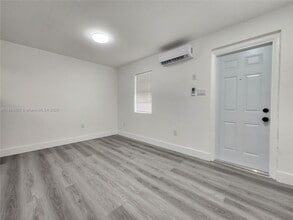 5934 Buchanan St in Hollywood, FL - Building Photo - Building Photo