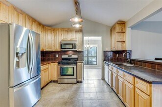 6220 Glennox Ln in Dallas, TX - Building Photo - Building Photo